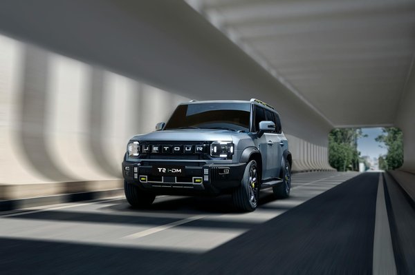 Comment remplacer les ampoules des phares sur une Peugeot 3008?