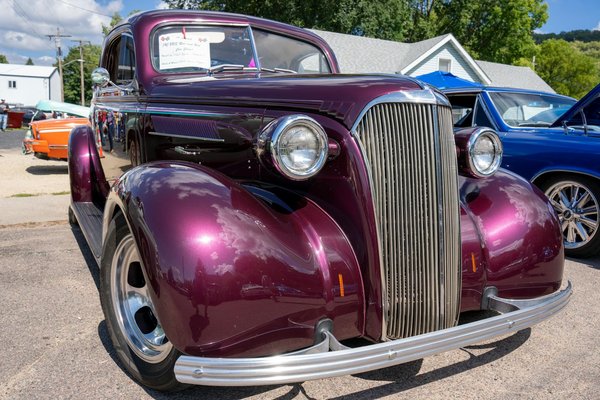 Comment installer un éclairage sous-marin LED sur un bateau de pêche?